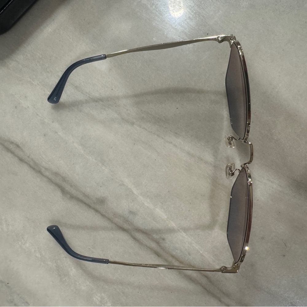 Brand new coach sunglasses - Picture 3 of 6